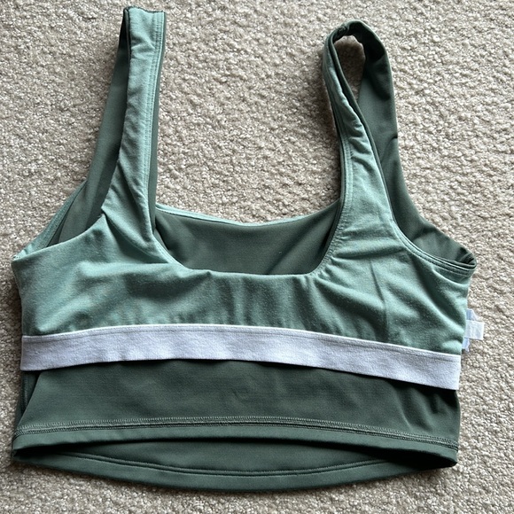Gapfit Eclipse, medium support scoop back sports bra. - Picture 5 of 5